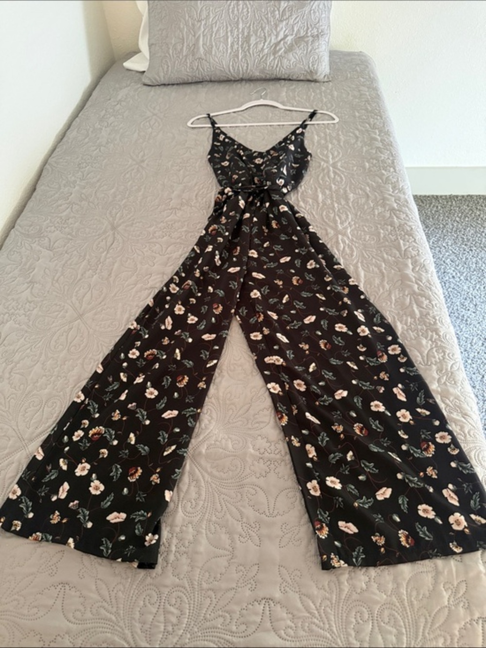 Odica Floral Black Wide-Leg Tie-waist Cropped Italian Jumpsuit Small